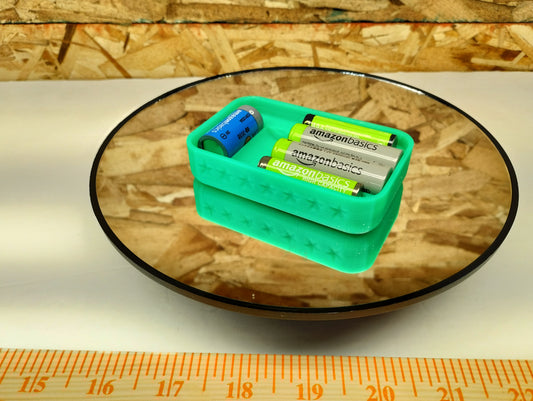 2-AA / 2-AAA/ 2-CR123A Battery   Altoid Insert